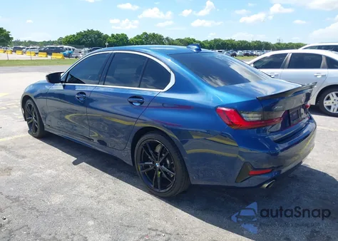 2022 BMW 330I xDrive z USA, uszkodzony, nr VIN 3MW5R7J01N8C27484